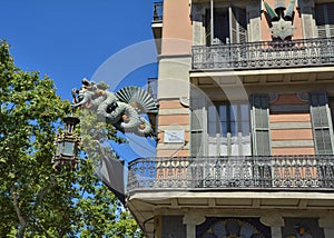 Dragon in Barcelona Rambla