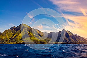 Dramatic landscape of Na Pali coast, Kauai, Hawaii