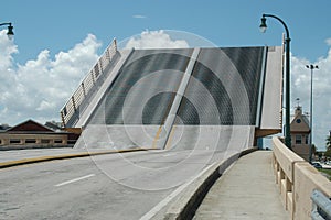 Drawbridge img