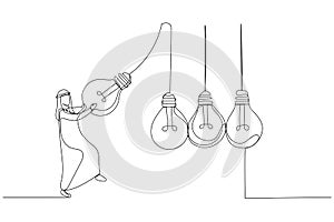 Drawing of arab muslim businessman manager pull bright lightbulb as pendulum to transfer knowledge. One continuous line art style