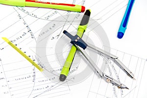 Drawing tools with compass