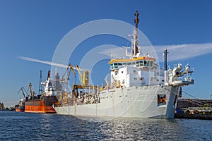 Dredging ship