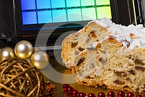 Dresden Christmas Cake and Reticle