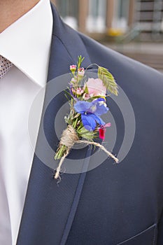 Dressing flower on the suit