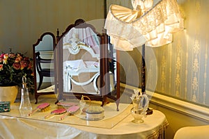 Dressing table