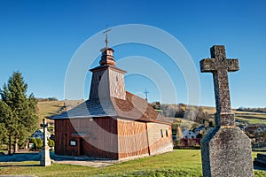 Krive, Artikulární dřevěný kostel