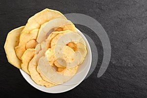 Dried apple chips