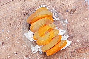 Dried apricot