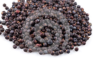 Dried black currant