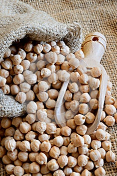 Dried chickpeas
