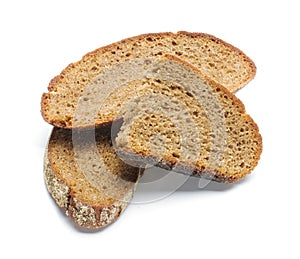 Dried dark bread slices