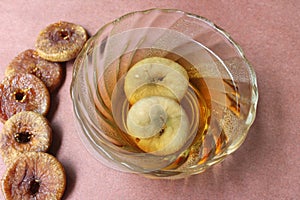 Dried figs and figs soaked in water overnight