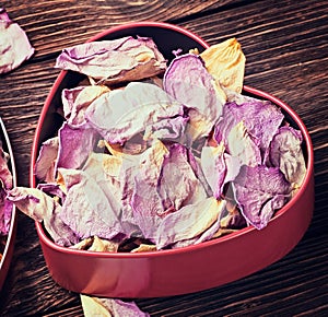 Dried flowers in a red box toning