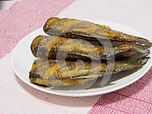 Dried Fried Snake Skin Gourami Fish, Thailand call