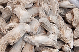 Dried ginger root