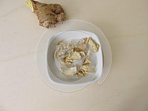 Dried ginger root