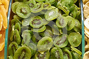 Dried kiwi fruit