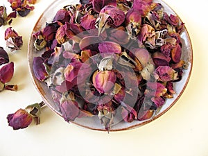 Dried rose petals