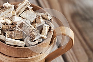 Dried and sliced marshmallow root