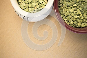 dried split peas in a cup