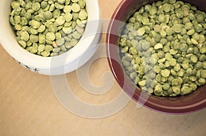 dried split peas in a cup