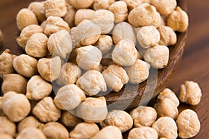 Dried white chickpeas ceci