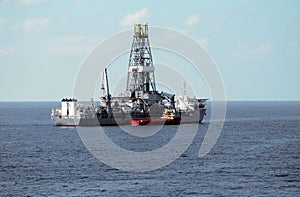 Drill Ship 3