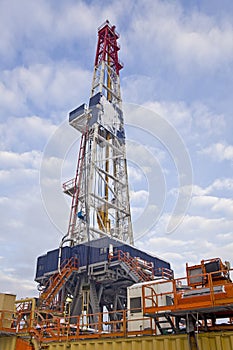 Drilling rig photo