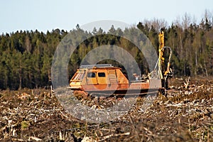 Drilling rig on crawler track