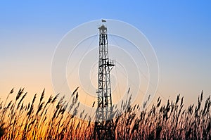 Drilling tower