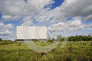 CinÃÂ©-Parc Laval with a dog closed down in 2004 photo