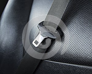 Driving with unfastened seat belt