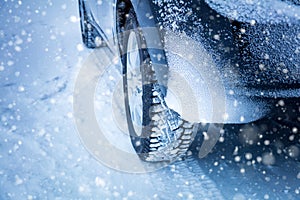 Driving in Winter - Car`s tyres and snowfall