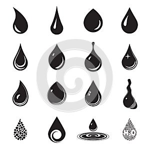 Drop icons. Drop, aqua, fluid symbols. Black drop icons isolated on a white background