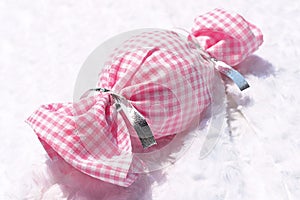 Drop a piece of candy or wrapping cloth plaid Pink - White Wrapper