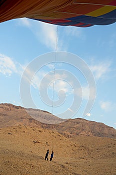 Drop process of balloon in Luxor