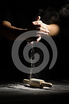 Dropping flour