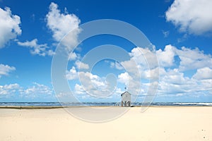 Drowning house at the beach