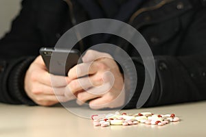 Drug dealer with ecstasy pills calls customers