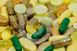 Drugs and food supplements macro