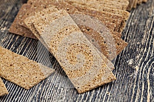 dry crusty bread from rye flour