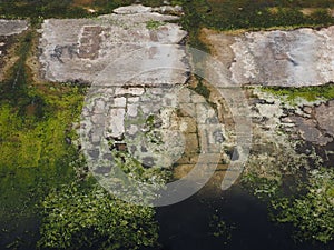 Dry dock bottom