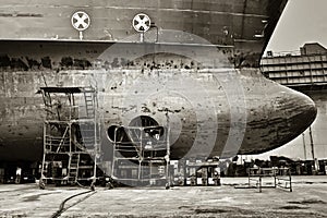 Dry dock. Ship ro-ro.