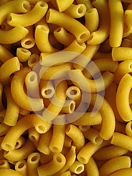 Dry elbow macaroni pasta