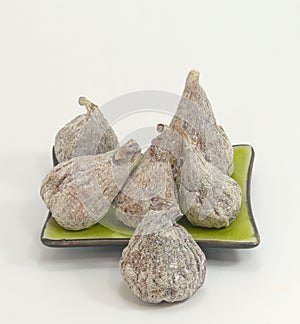 Dry figs