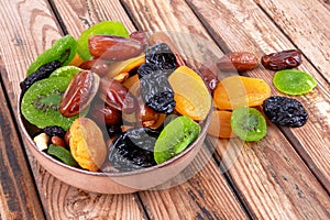 Dry fruits in bowlo