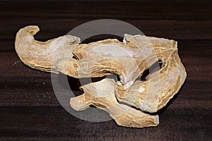 Dry ginger