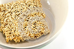 Dry instant noodle