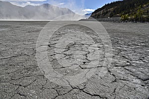 Dry kluane lake