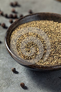 Dry Organic Ground Black Pepper